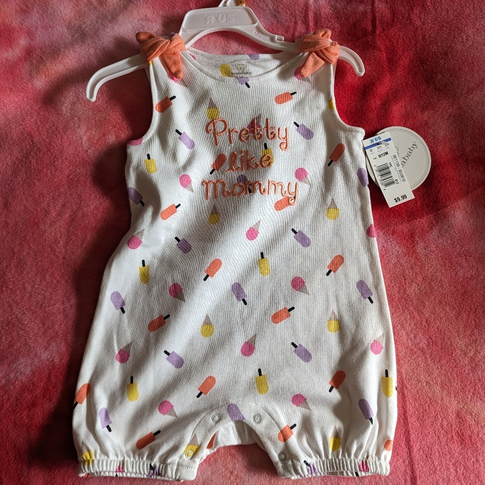 ✨NEW✨ 9-12 Months PRETTY LIKE MOMMY Bodysuit